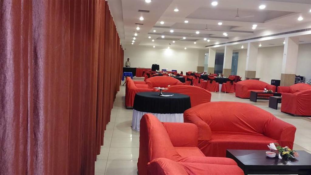 Hotel Ananya Regency Kashipur Exterior foto
