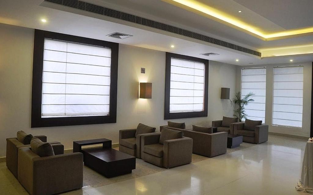 Hotel Ananya Regency Kashipur Exterior foto